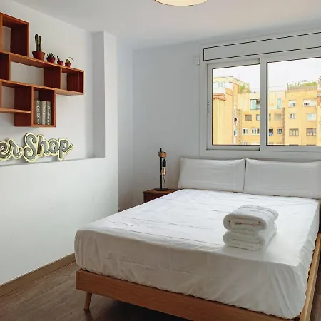 Incredible 2br Penthouse With Urban Rooftop Garden Апартаменты